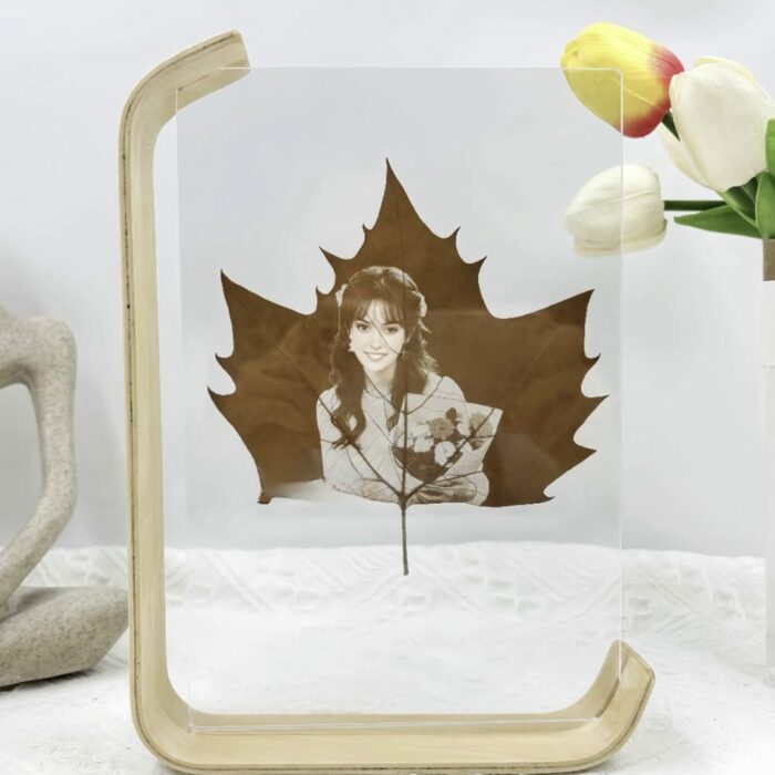 Golden Leaf Portrait with photo frame - Image 2